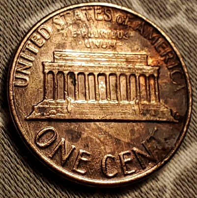 1982-P-Large-Date...misaligned-Die?